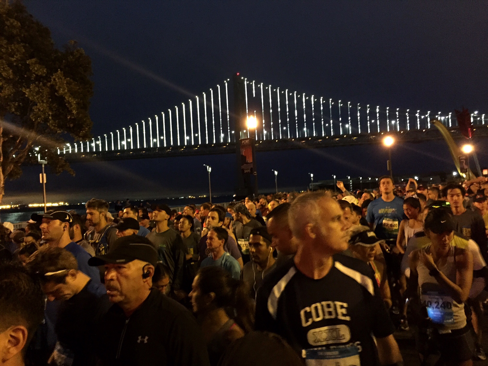Runners lining up at the start.